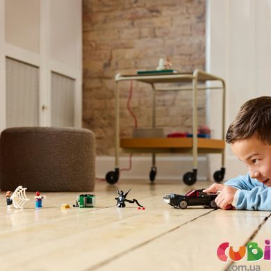 Конструктор Lego Marvel Людина-павук проти маслкара Венома (76309), комбінований