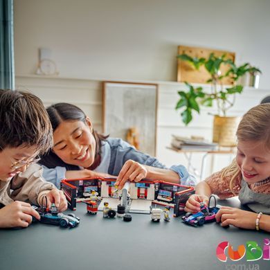 Конструктор Lego City Гараж F1 та автомобілі Mercedes-AMG і Alpine (60444), комбінований