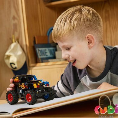 Конструктор Lego Technic Monster Jam Grave Digger Вогонь і лід (42219)