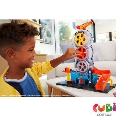 Игровой набор "Удивительные трюки на шиномонтаже" Hot Wheels (HDP02)
