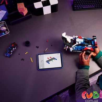 Конструктор Lego Technic Автомобіль для перегонів BMW M4 GT3 EVO (42226)
