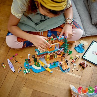 Конструктор Lego Friends Водные виды спорта в лагере приключений (42626), комбинированый