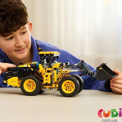 Конструктор Lego Technic Колісний навантажувач Volvo L120 Electric (42209), комбінований