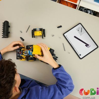 Конструктор Lego Technic Колісний навантажувач Volvo L120 Electric (42209), комбінований