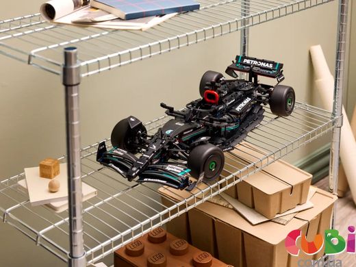 Конструктор Lego Mercedes-AMG F1 W14 E Performance (42171)