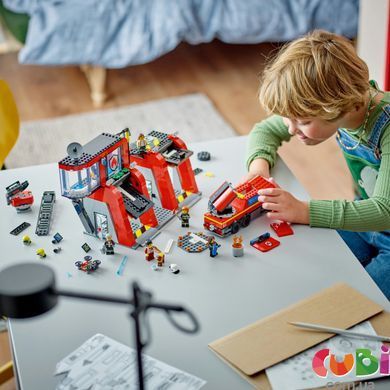 Конструктор Lego City Пожарное депо с пожарной машиной (60414), комбінований