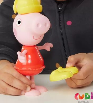 Ігровий набір PEPPA FIGURINES серії "Модна пригода" - ОДЯГНИ ПЕППУ