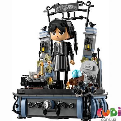 Конструктор Lego Wednesday Фигурка Венздей Аддамс (76780), комбинированый