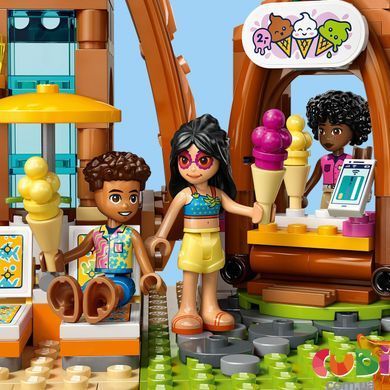 Конструктор Lego Friends Пляжний курорт для сімейного відпочинку (42673), комбінований