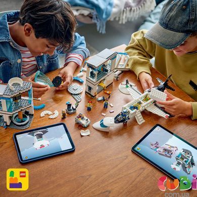 Конструткор Lego City Аэропорт с самолетом (60502)